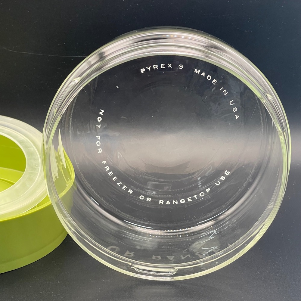 Pyrex Store N See Canister Vintage Glass Jar Avocado Green Lid 5 Inch Excellent - Picture 4 of 6